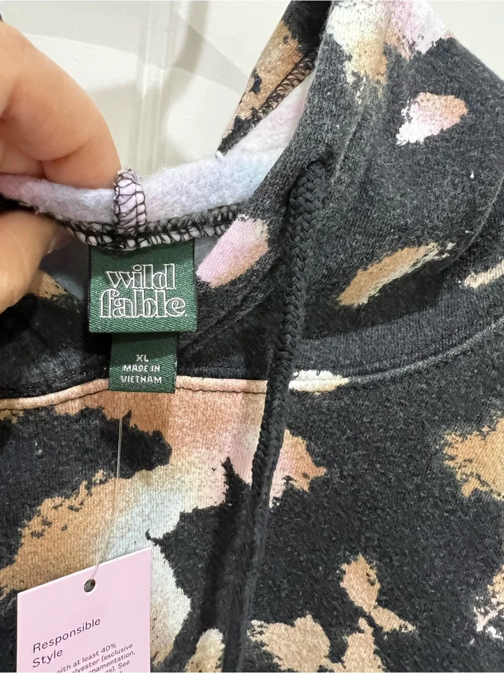 wild fable Black Tie-Dye Crop Hoodie with Pastel Accents - Picture 5 of 7